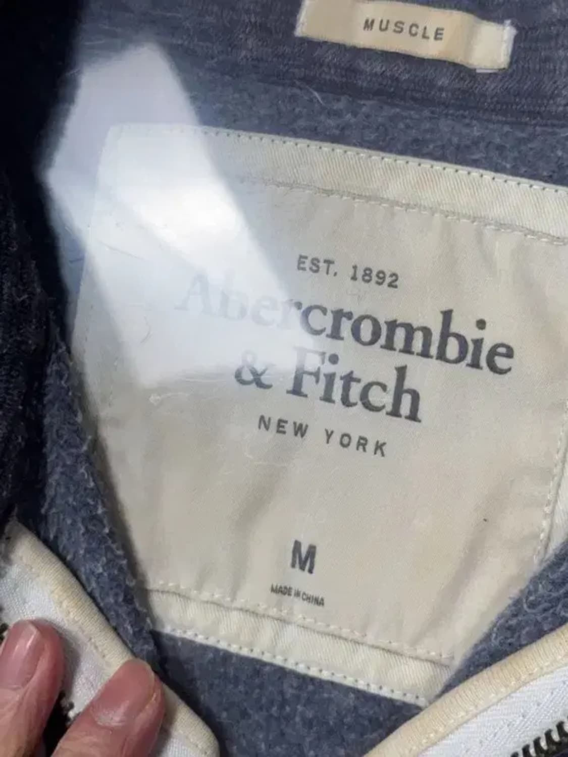 아베크롬비 Y2K 스펠 자수 하드 코튼 후드집업 M 상품이미지7