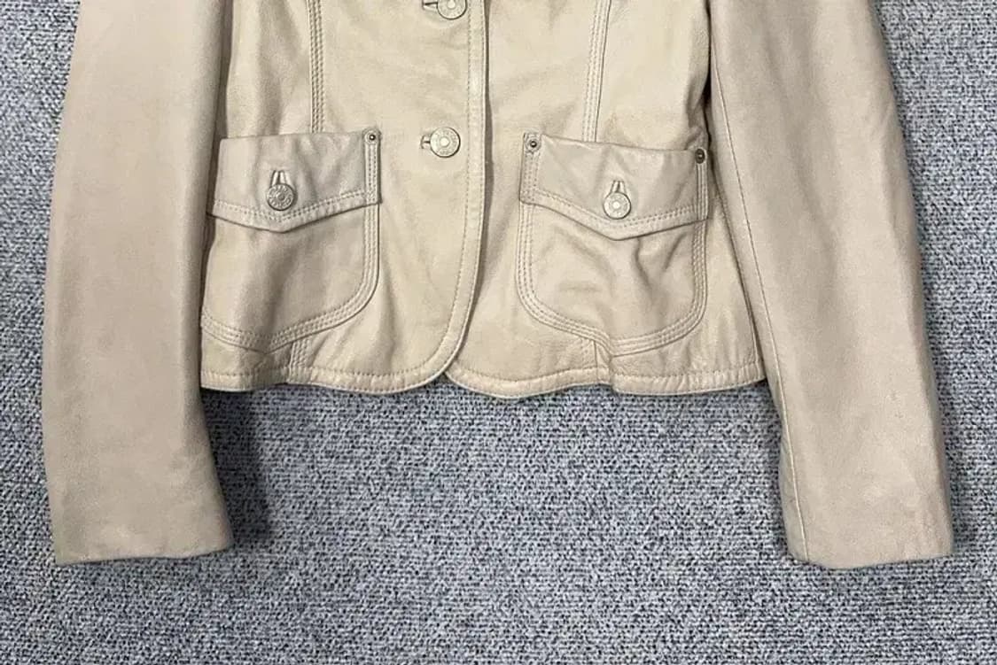 베이지 여성 클래식 가죽 블레이저 S 상품이미지4