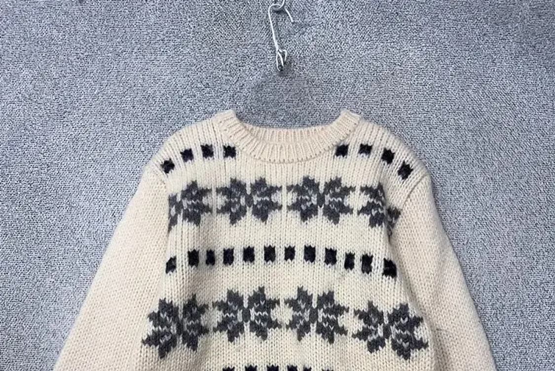 타카 큐 프린팅 크림 패턴 니트 F 상품이미지3