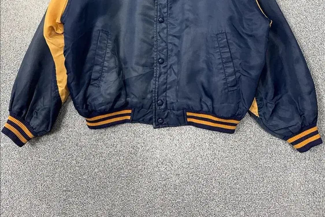 리복 올드스쿨 바시티 스타디움 자켓 100 상품이미지4