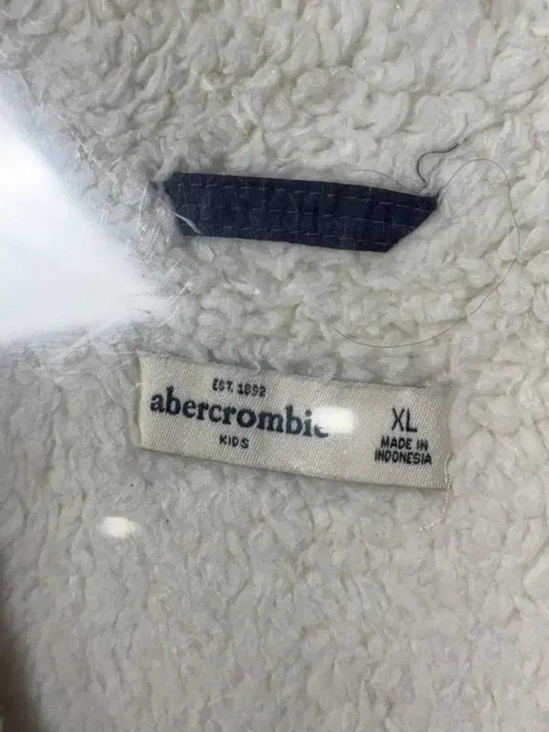 아베크롬비 블랙 자수 로고 양털 패딩 조끼 S 상품이미지8