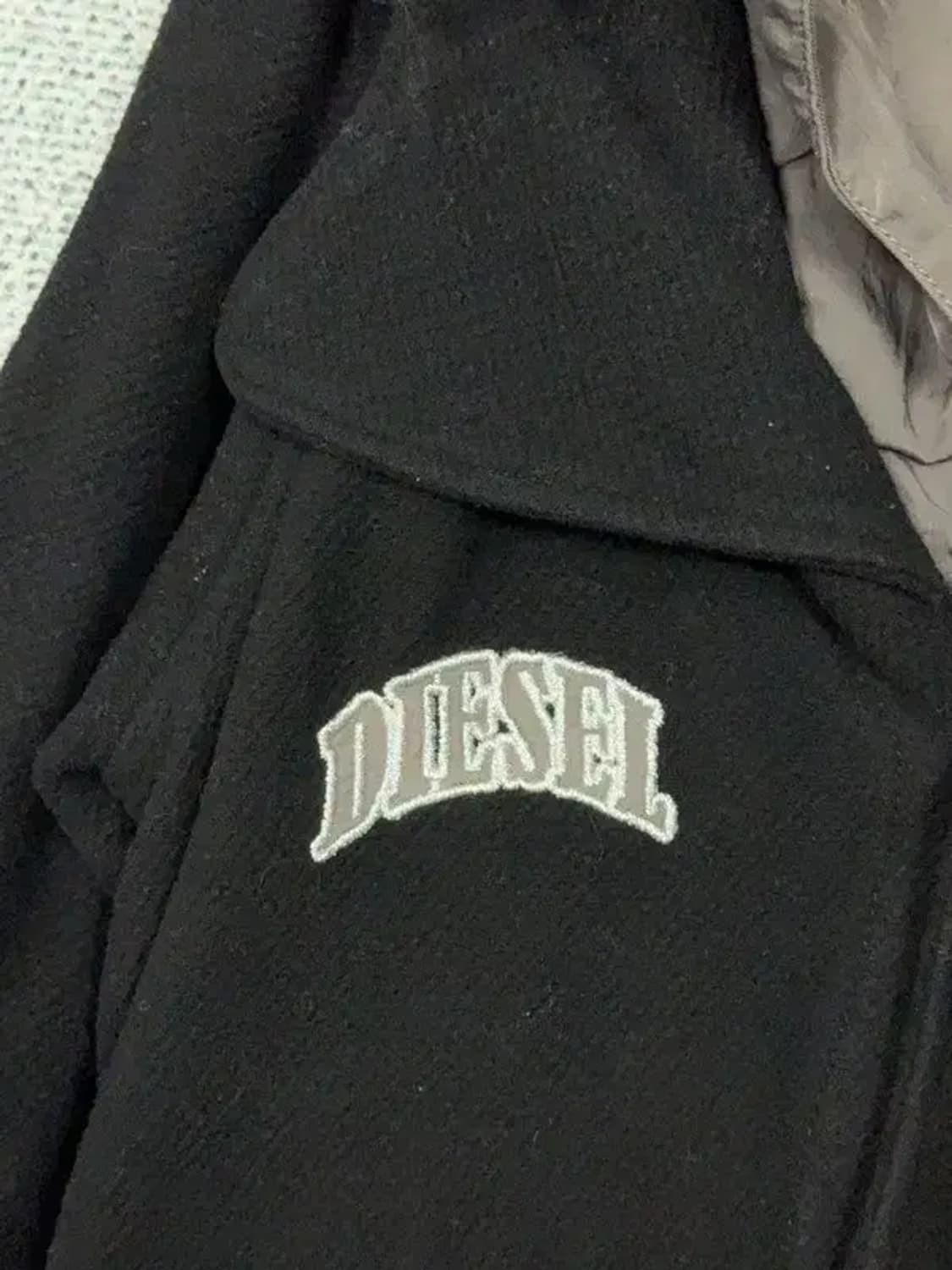 디젤 블랙 여성 Y2K 스펠 로고 울 후드 코트 XL 상품이미지6