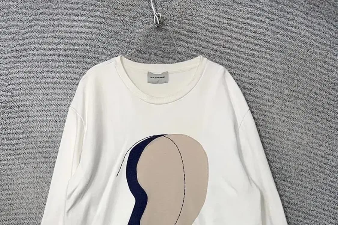 솔리드 옴므 캐주얼 프린팅 화이트 맨투맨 105 상품이미지3