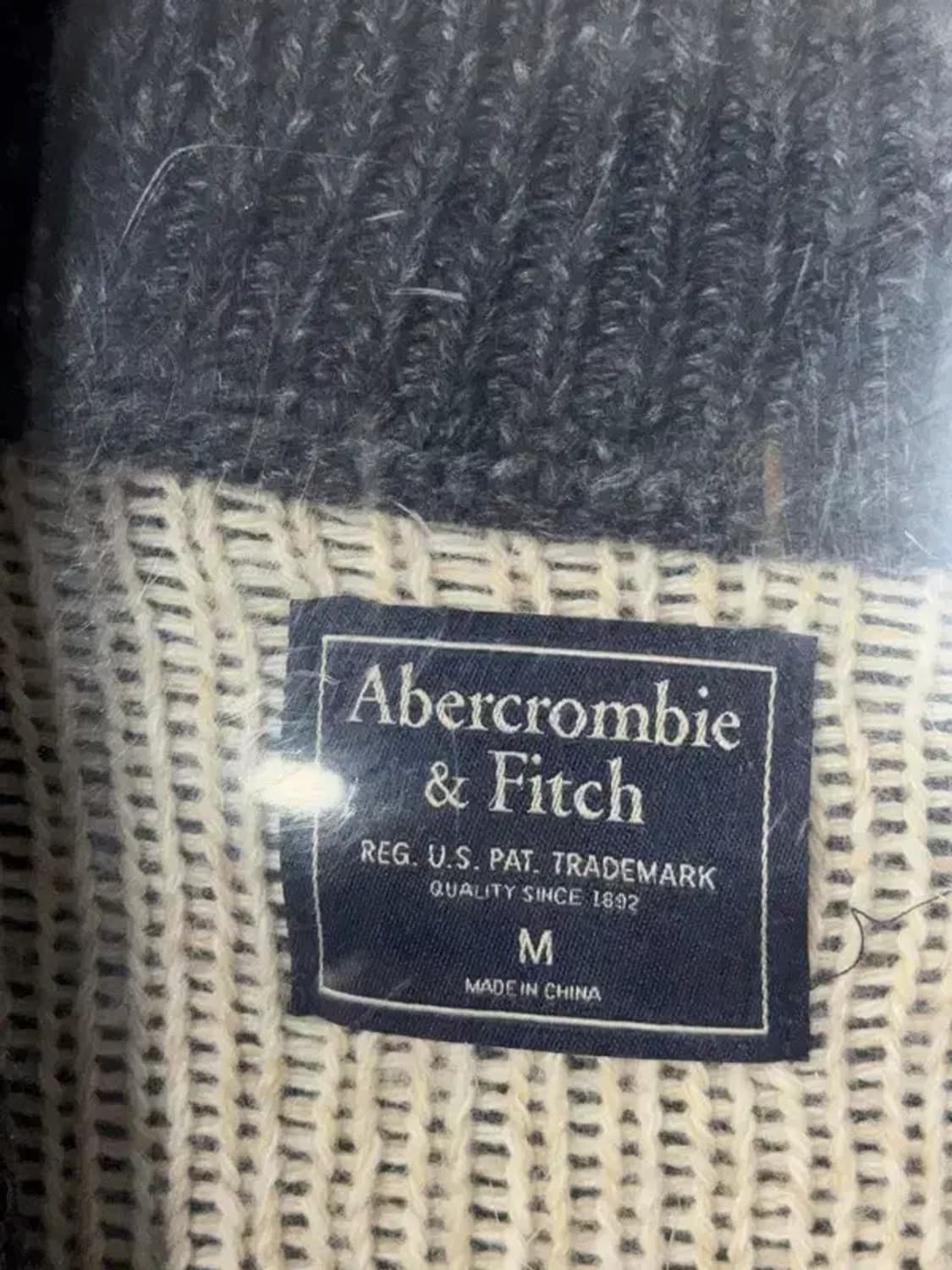 아베크롬비 로고 프린팅 클래식 숄카라 울 니트 가디건 M 상품이미지5