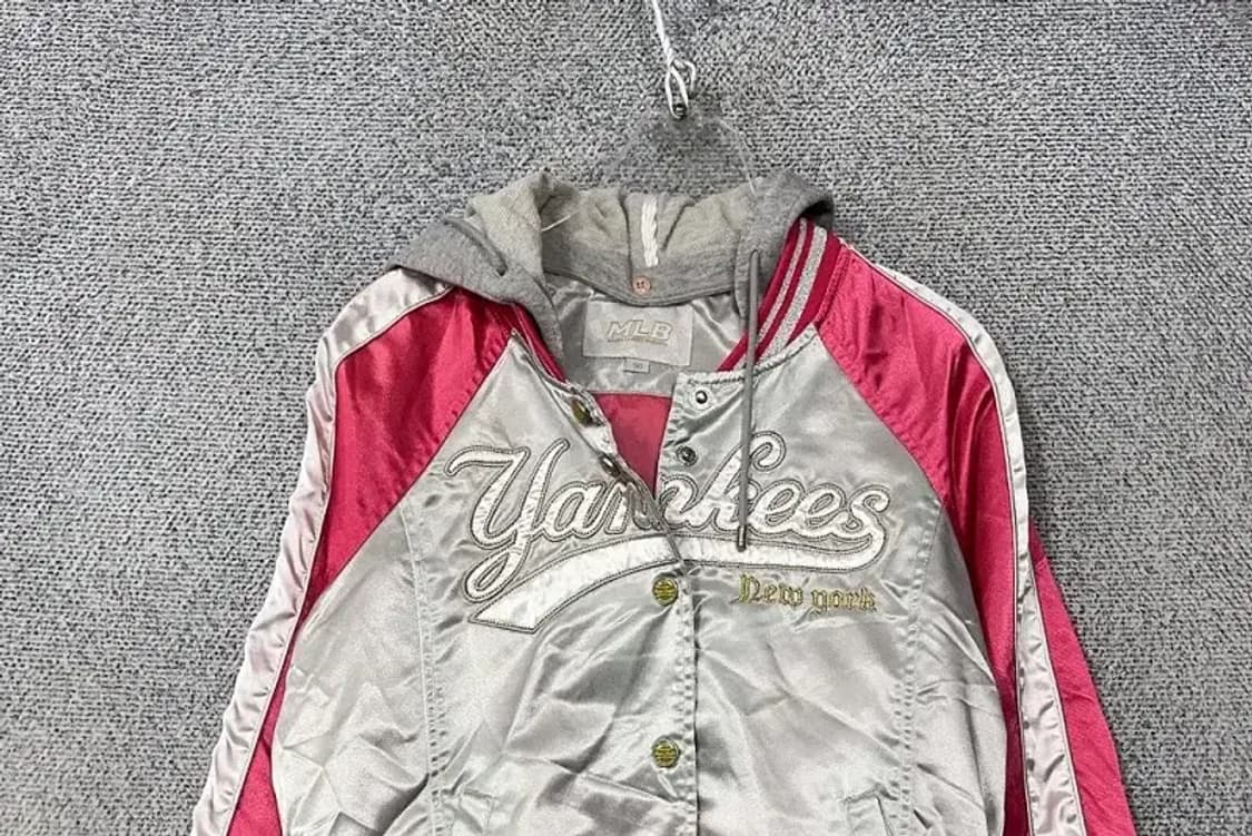 MLB 실버 핑크 Y2K 양키즈 스타디움 자켓 90 상품이미지3