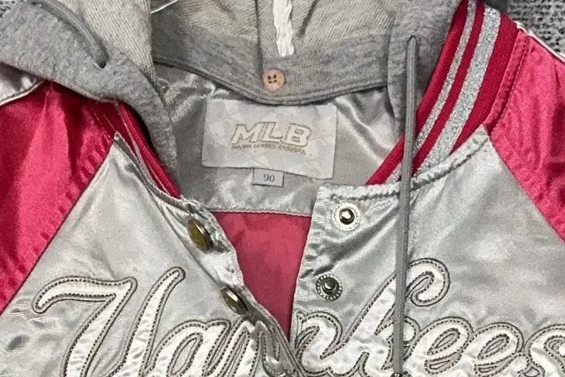 MLB 실버 핑크 Y2K 양키즈 스타디움 자켓 90 상품이미지5