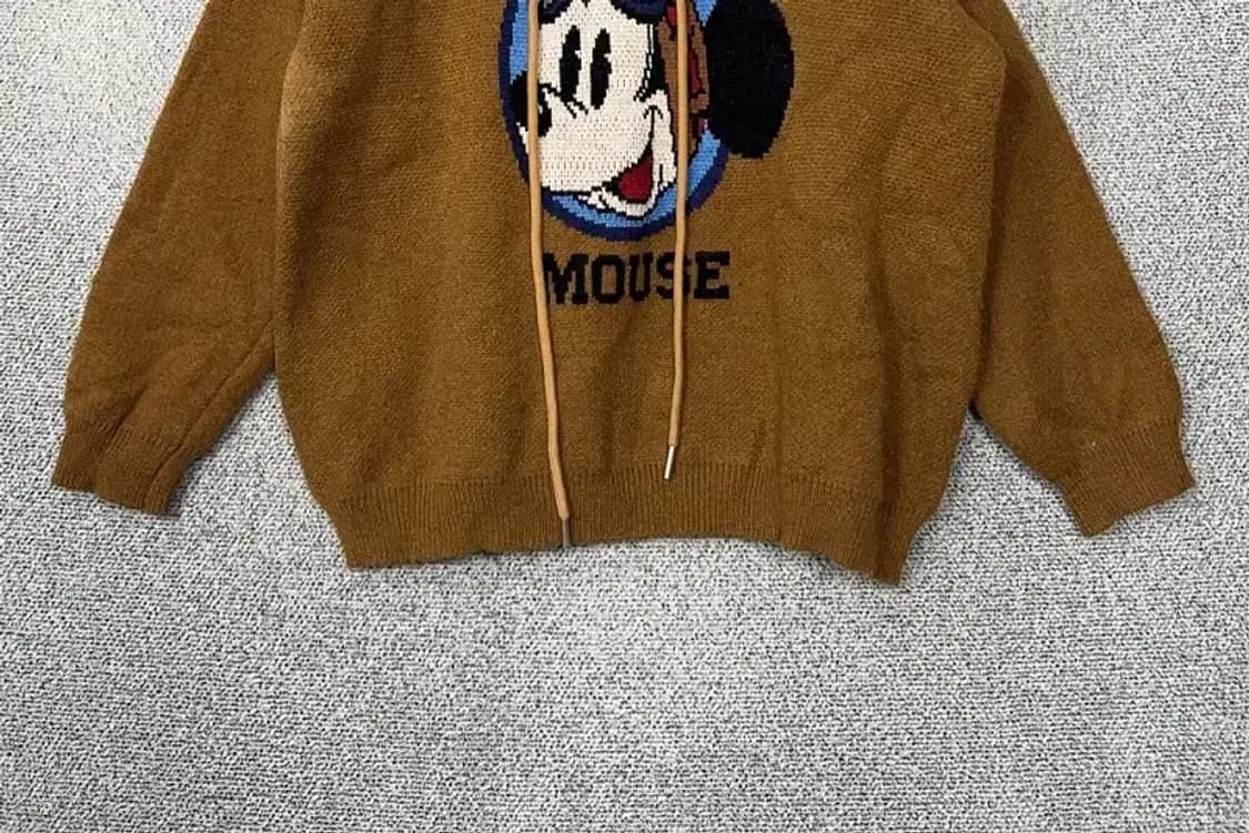 미키마우스 프린팅 브라운 빈티지 오버 사이즈 니트 F 상품이미지4