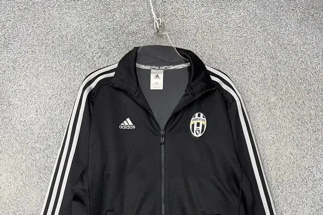 아디다스 유벤투스 검흰 트랙탑 집업 저지 L 상품이미지3