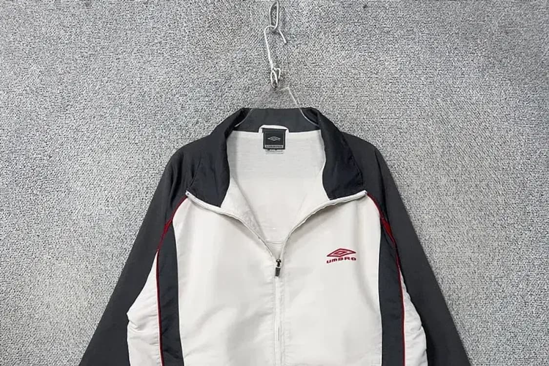 엄브로 올드스쿨 바람막이 윈드자켓 M 상품이미지3