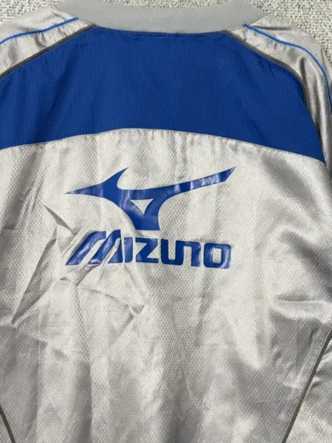 [새상품]미즈노 실버 유광 빈티지 땀복 웜업 M 상품이미지7