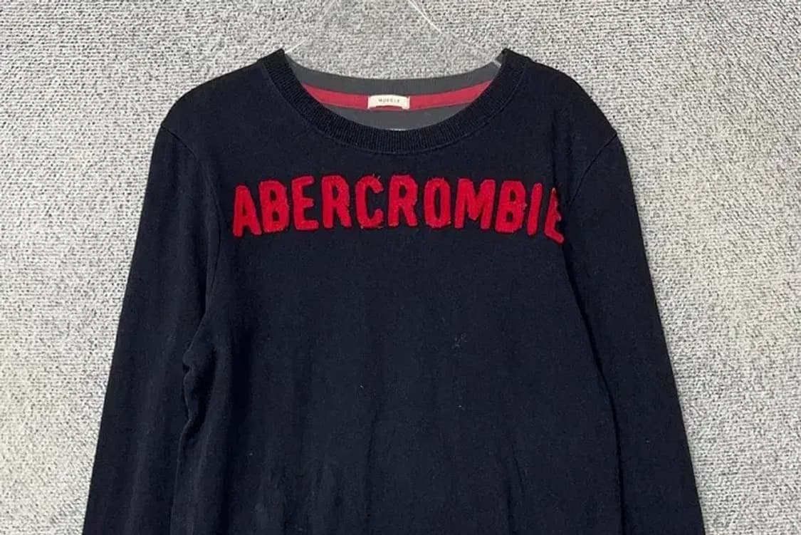 아베크롬비 스펠 로고 네이비 긴팔티 S 상품이미지3