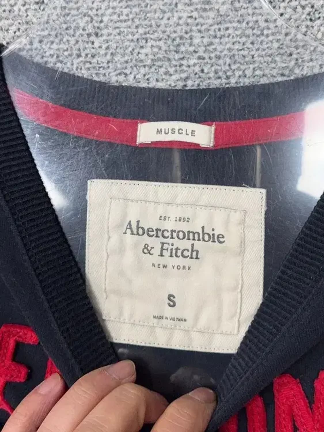 아베크롬비 스펠 로고 네이비 긴팔티 S 상품이미지7