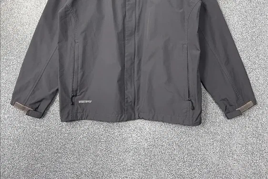 노스페이스 그레이 로고 테크웨어 바람막이 XL 상품이미지4