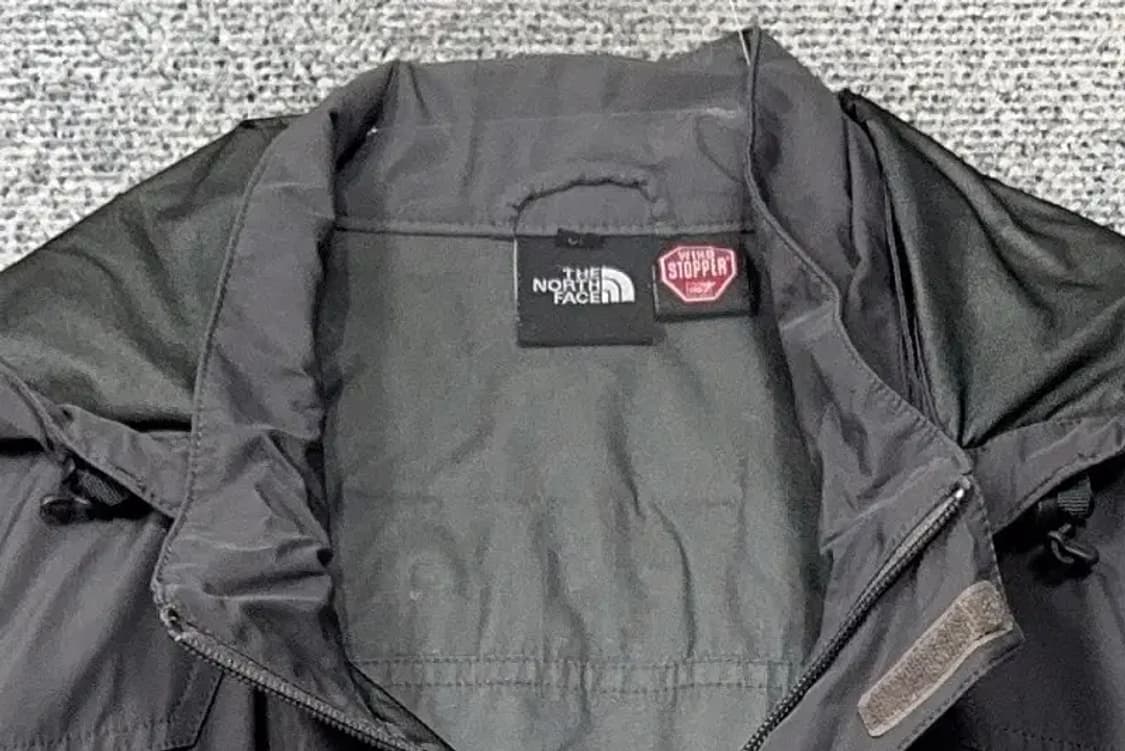 노스페이스 그레이 로고 테크웨어 바람막이 XL 상품이미지5