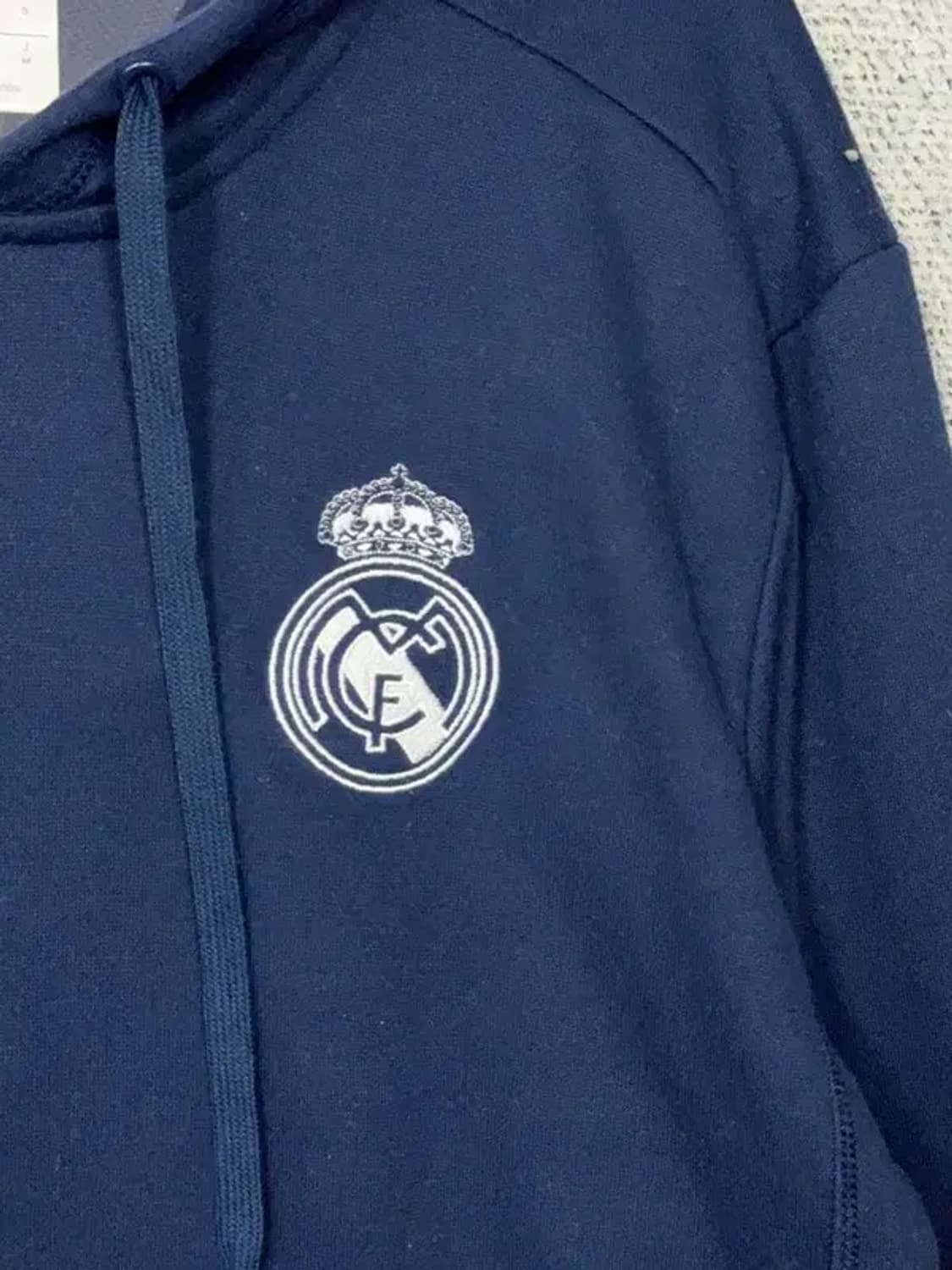 아디다스 레알 마드리드 로고 후드티 S/P 상품이미지7