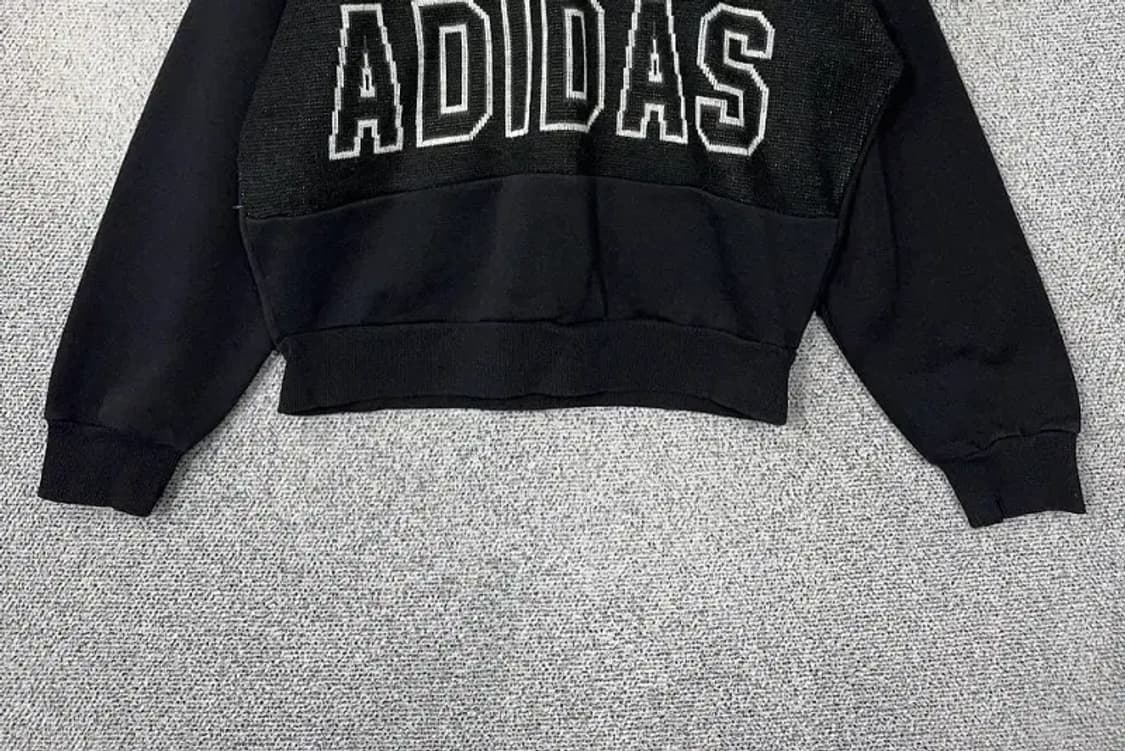 아디다스 프린팅 빅로고 블랙 브이넥 스웻셔츠 XS 상품이미지4
