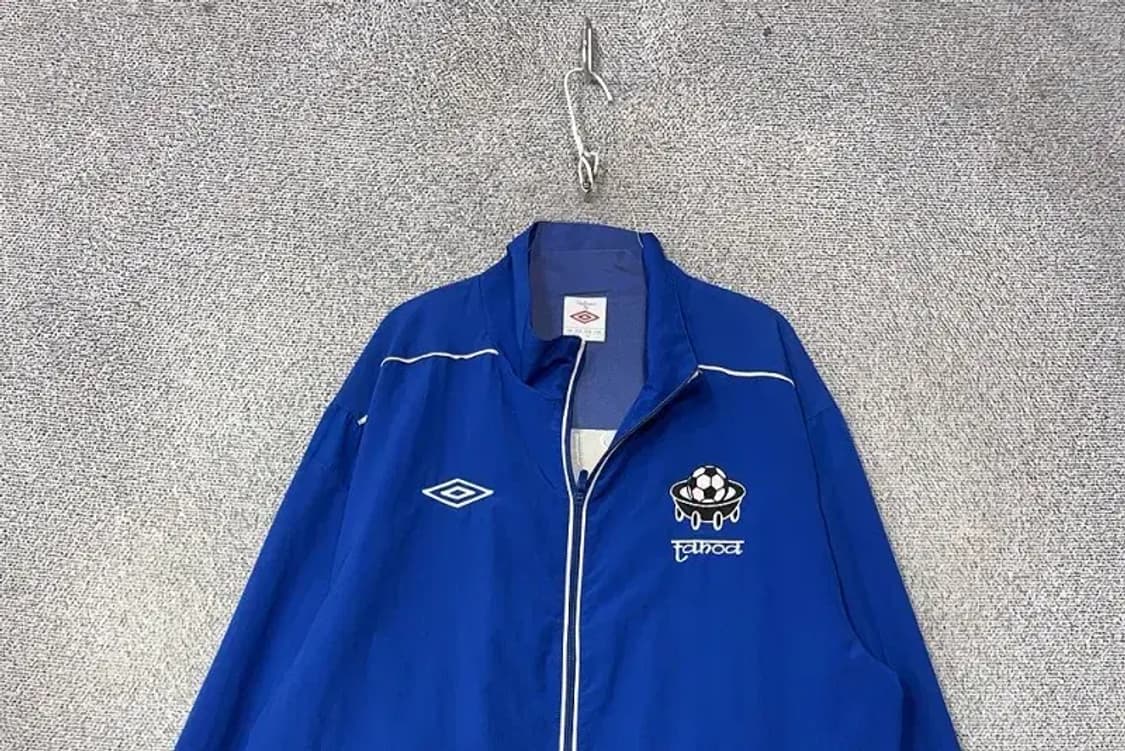 엄브로 블루 로고 프린팅 바람막이 L 상품이미지3