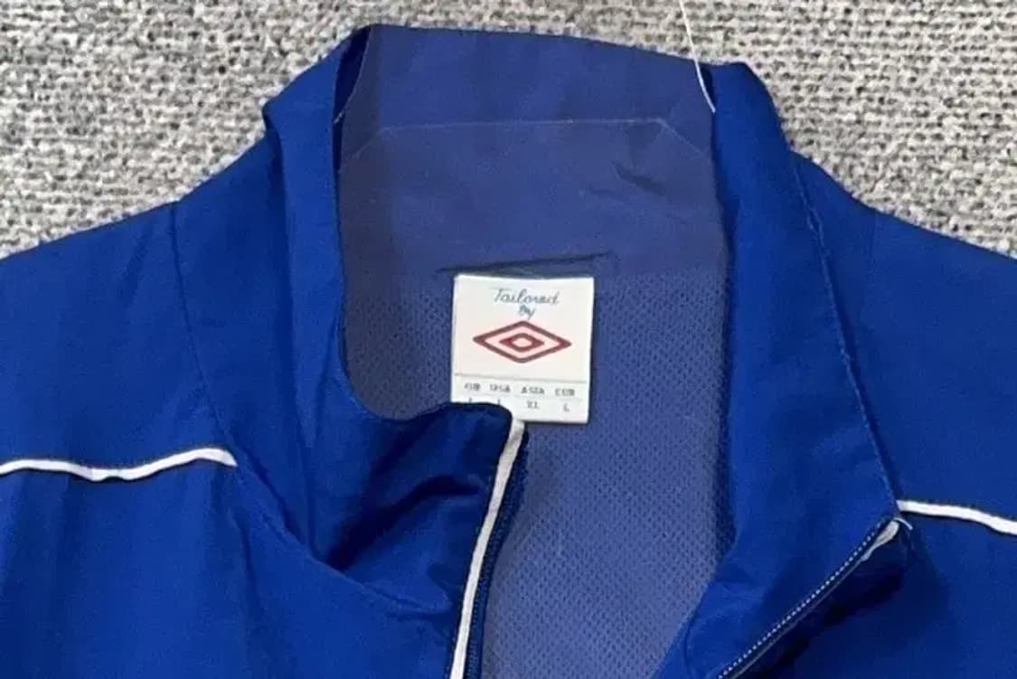 엄브로 블루 로고 프린팅 바람막이 L 상품이미지5