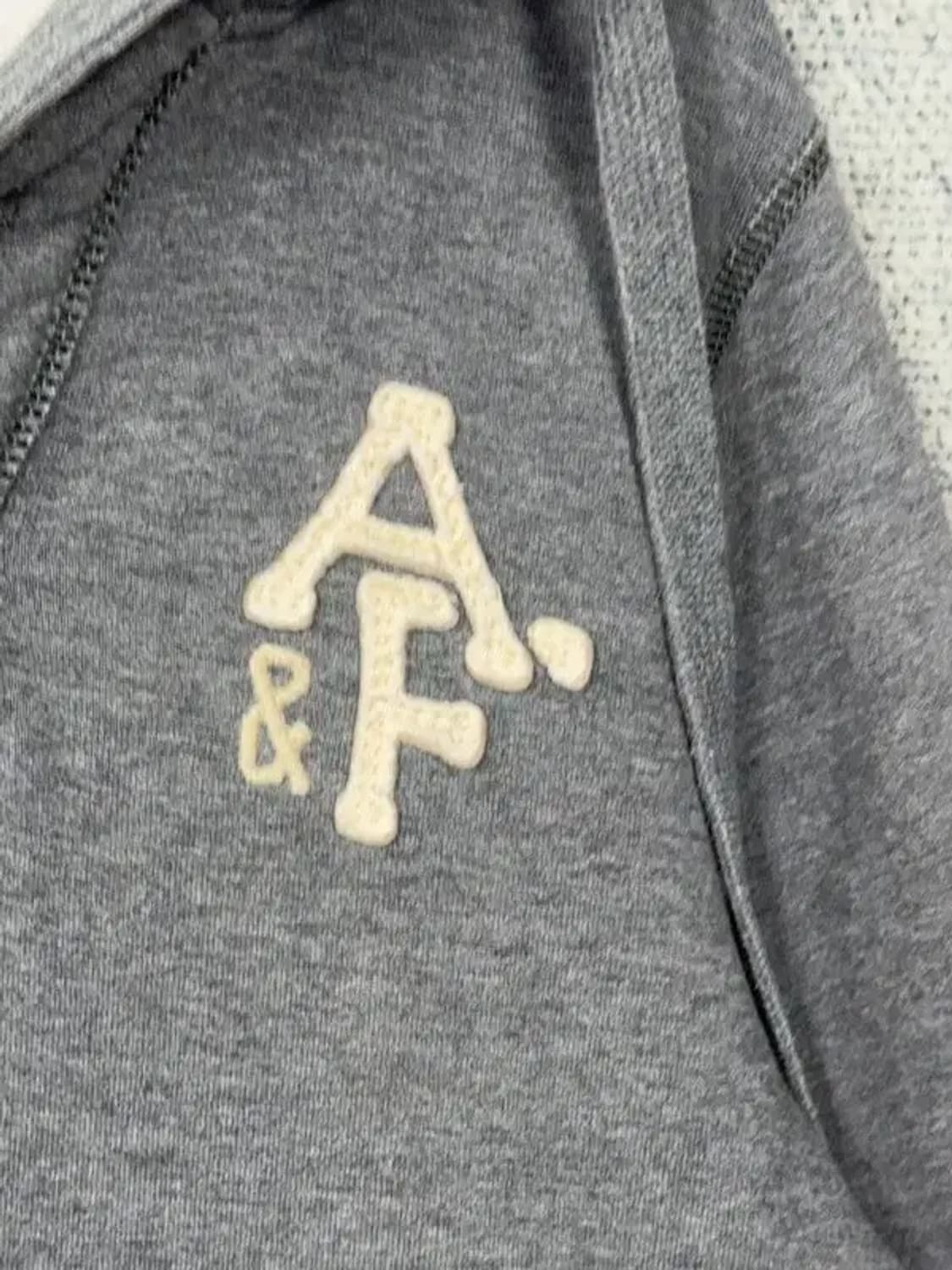 아베크롬비 그레이 버튼 자수 로고 Y2K 후드티 MEDIUM 상품이미지6