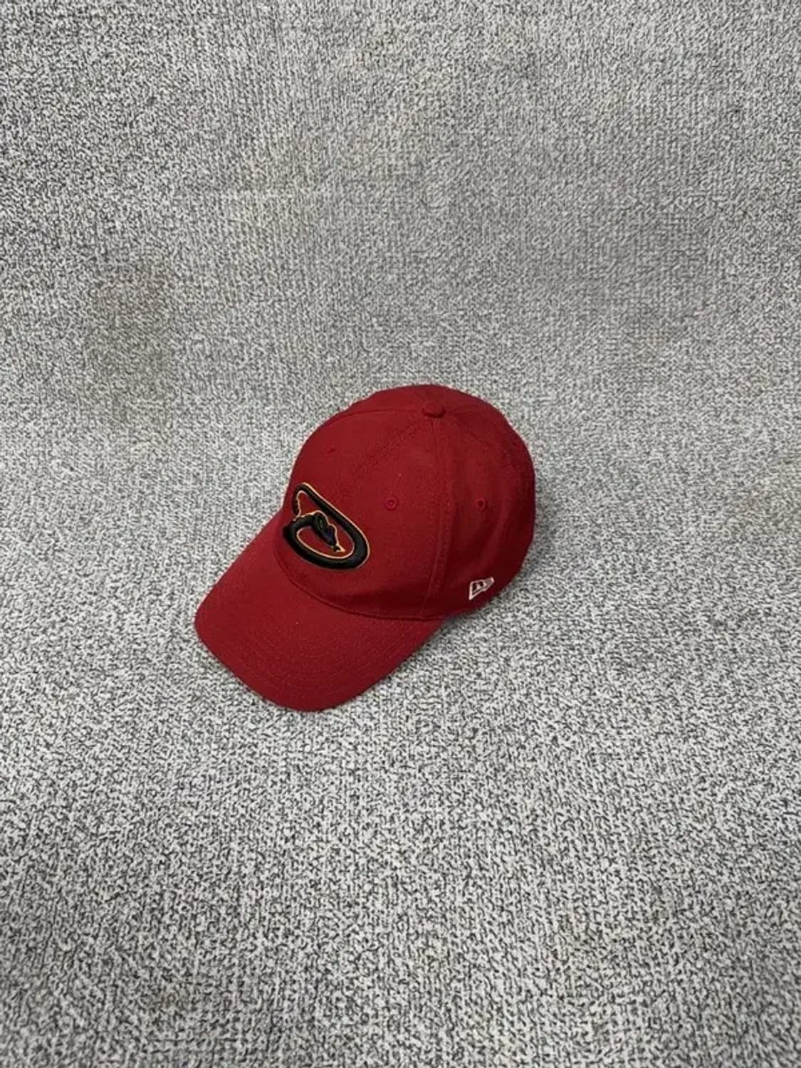뉴에라 자수 로고 버건디 볼캡 F 상품이미지3