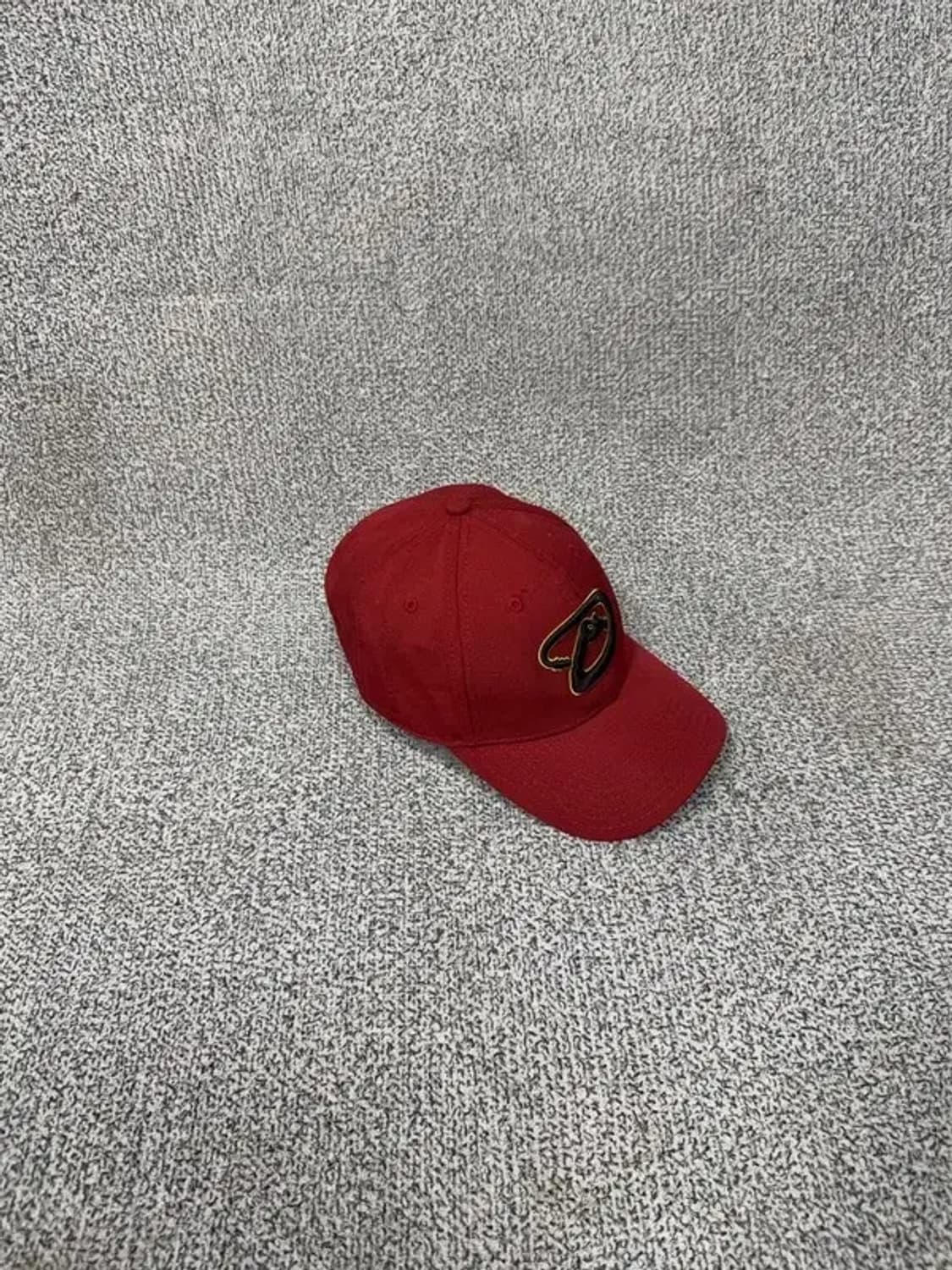 뉴에라 자수 로고 버건디 볼캡 F 상품이미지4