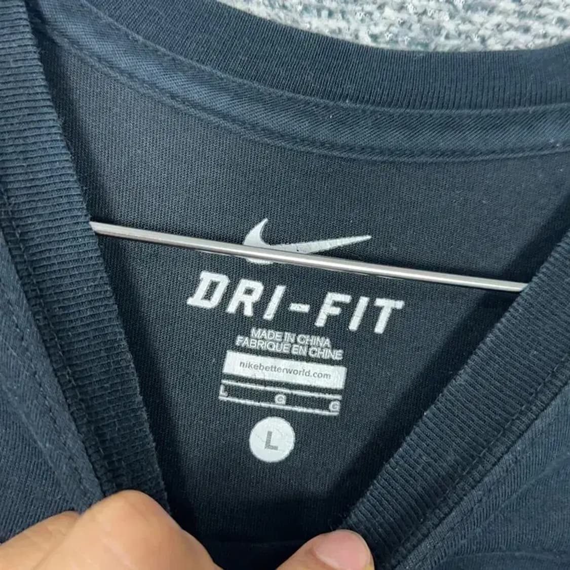 나이키 드라이핏 르브론제임스 프린팅 반팔티 L 상품이미지3