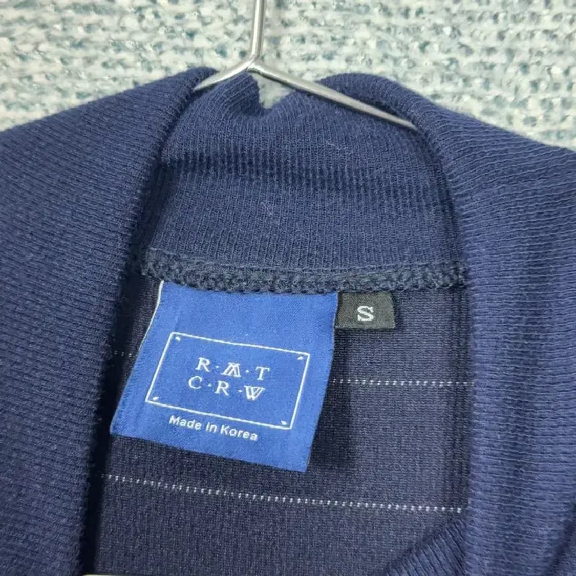 로맨틱크라운 로고 스트라이프 크롭 긴팔티 S 상품이미지3