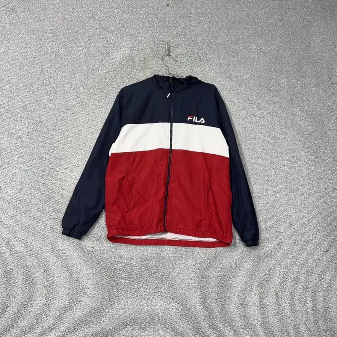 휠라 멀티컬러 오버핏 로고 바람막이 S 상품이미지1