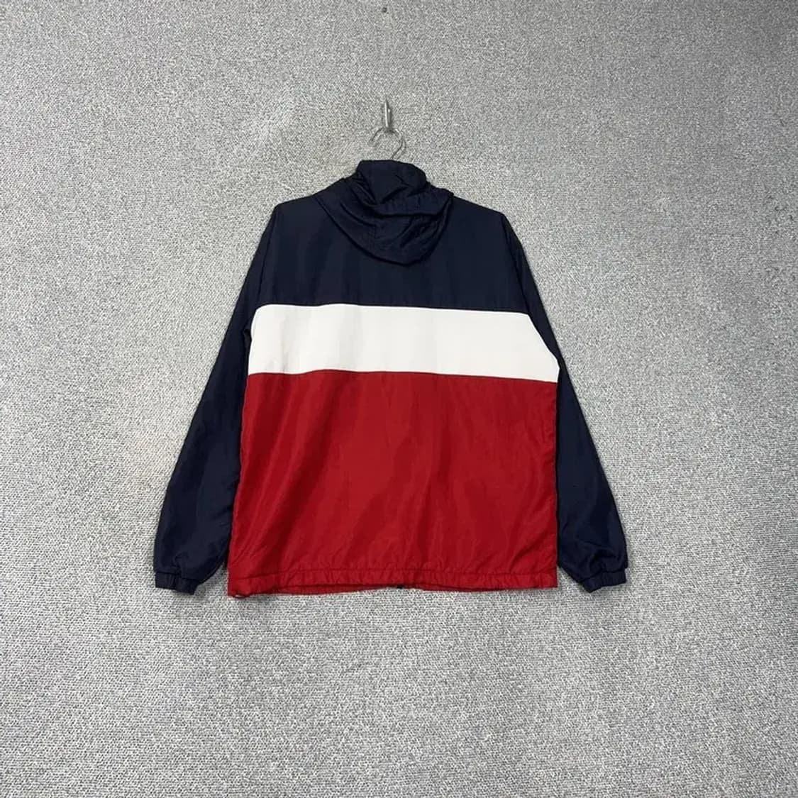 휠라 멀티컬러 오버핏 로고 바람막이 S 상품이미지2