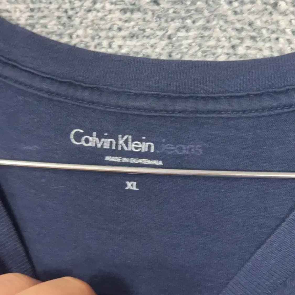 캘빈클라인 네이비 로고 반팔티 XL 상품이미지3