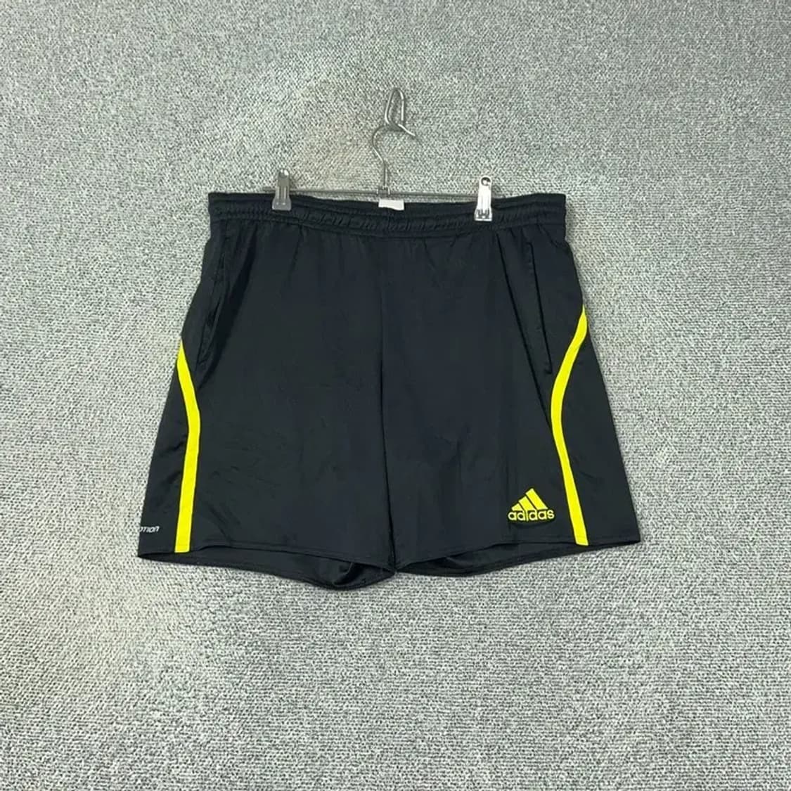 아디다스 로고 기능성 반바지 105 상품이미지1