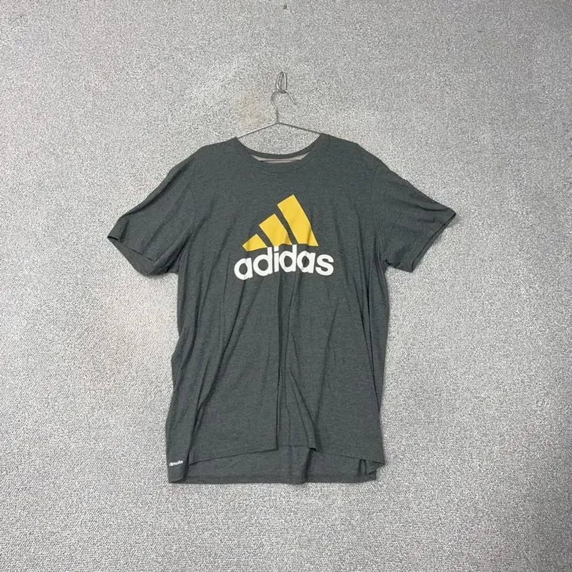 아디다스 로고 그레이 반팔티 2XL 상품이미지1