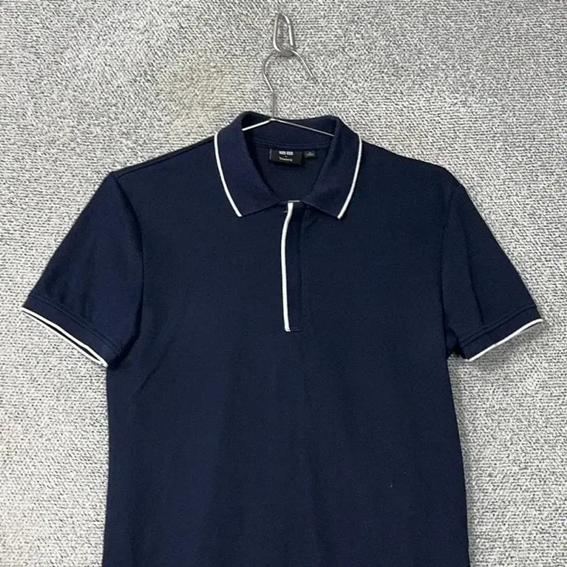 유니클로 띠어리 네이비 반팔 카라티 S 상품이미지3