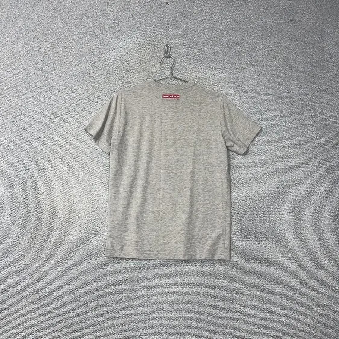뉴발란스 프린팅 그레이 반팔티 95 상품이미지2