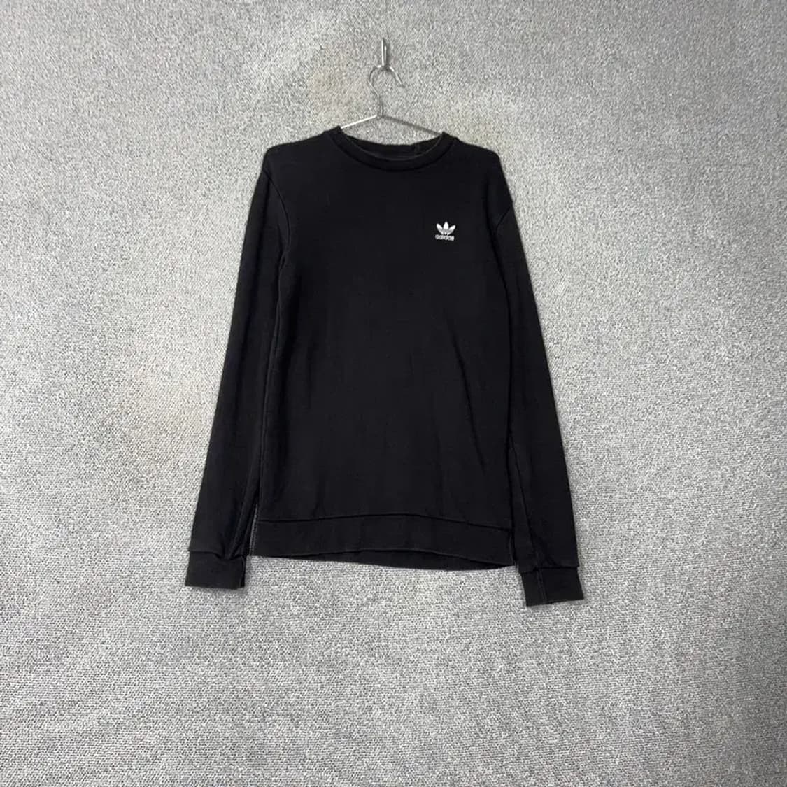 아디다스 블랙 불꽃로고 맨투맨 90 상품이미지1