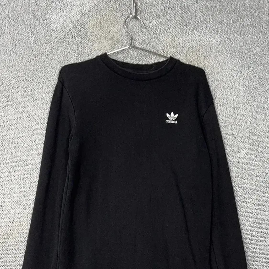 아디다스 블랙 불꽃로고 맨투맨 90 상품이미지3