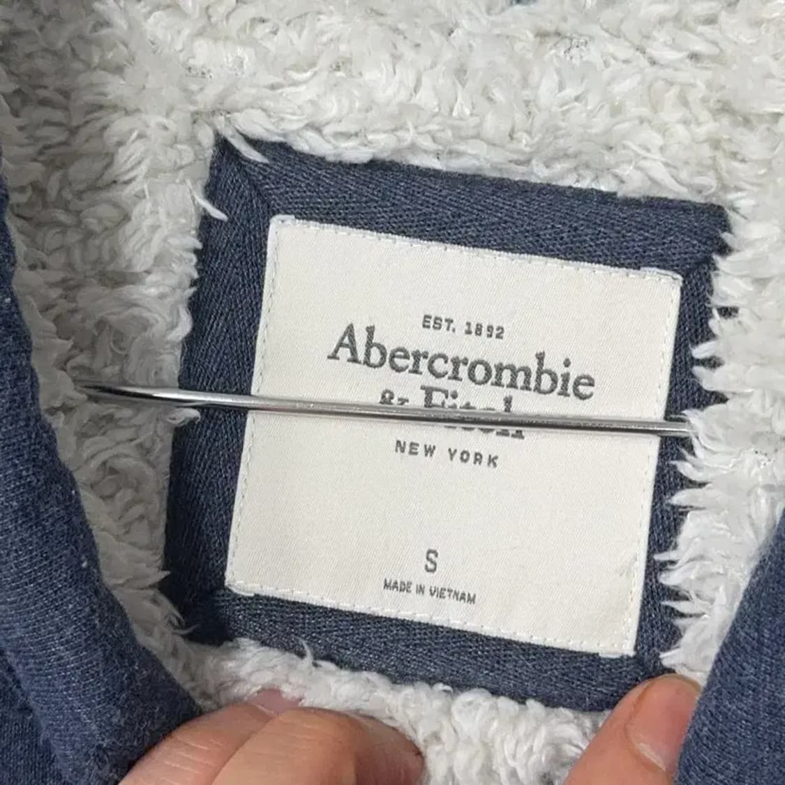 아베크롬비 네이비 양털 후드집업 S 상품이미지5