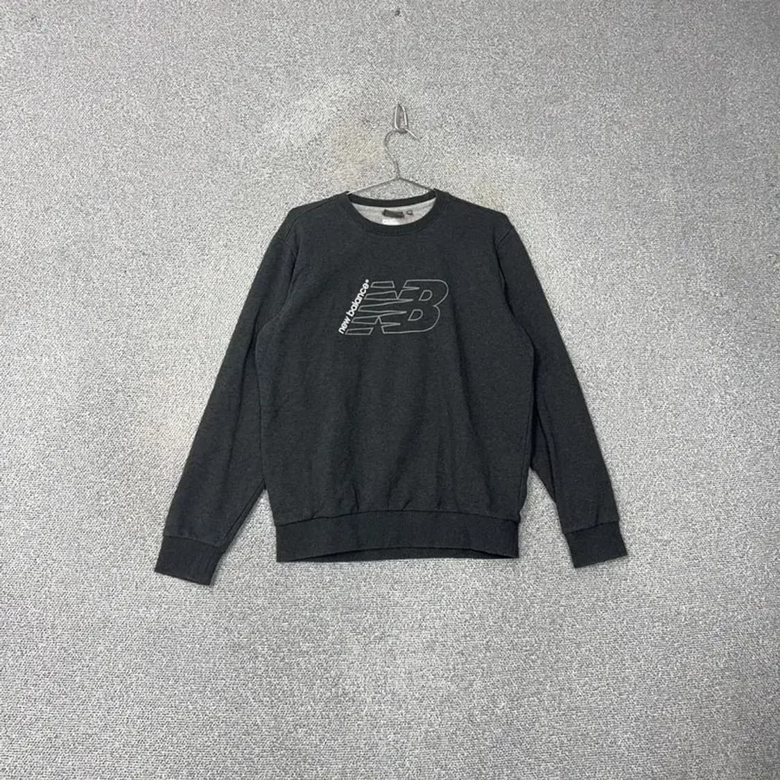 뉴발란스 차콜 로고 프린팅 맨투맨 L 상품이미지1