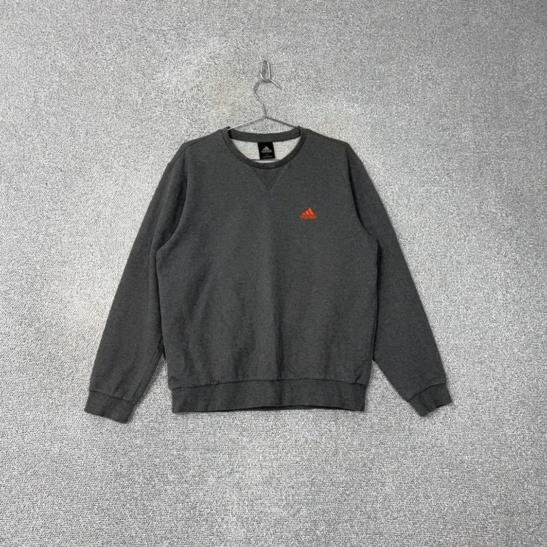 아디다스 그레이 맨투맨 100 상품이미지1