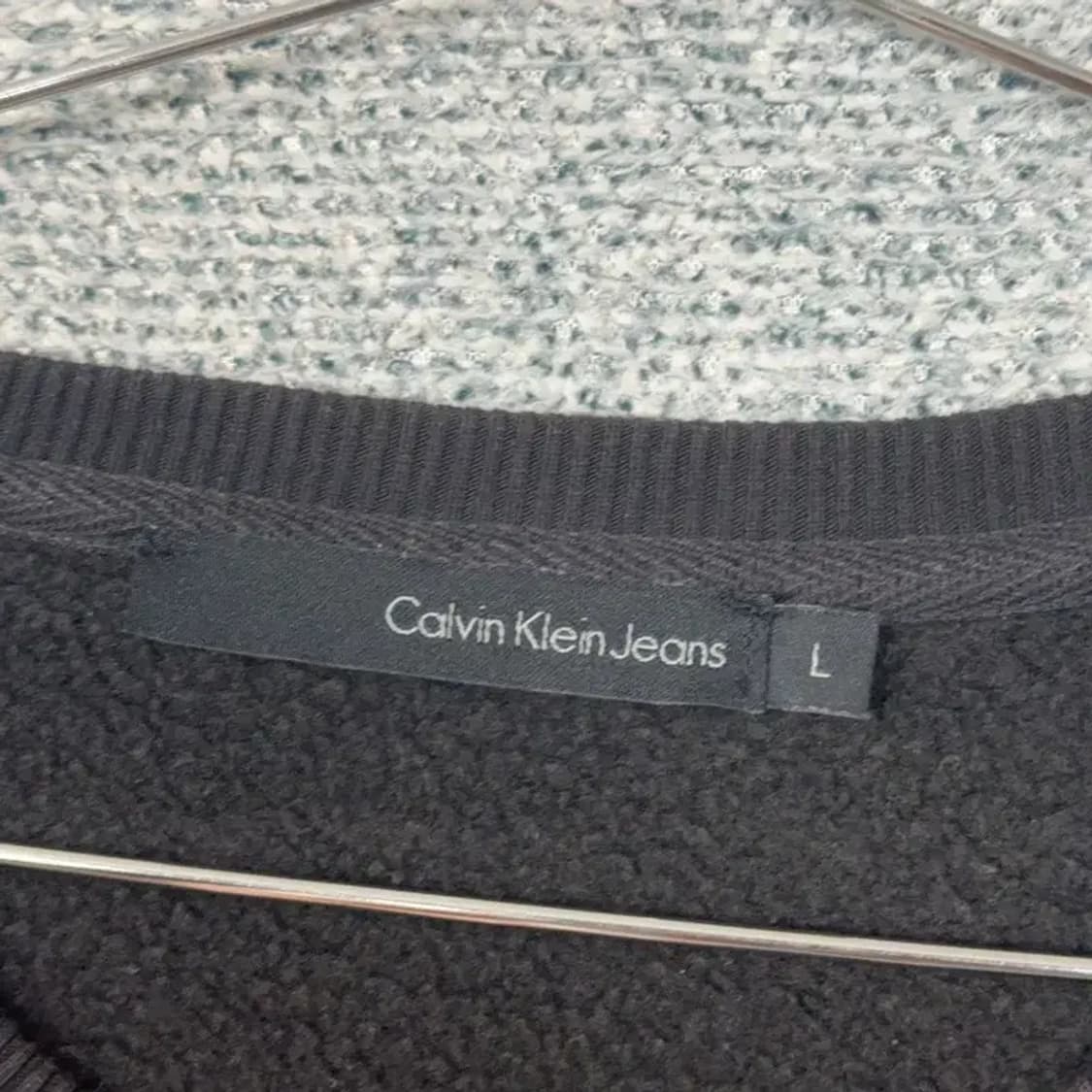 캘빈클라인 스펠 로고 맨투맨 L 상품이미지3