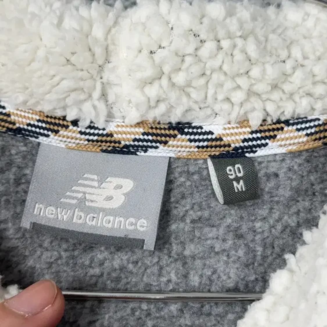 뉴발란스 캐주얼 로고 보아털 양털 후드집업 90 상품이미지3