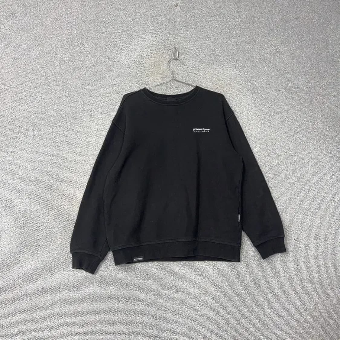 그루브라임 백로고 프린팅 블랙 맨투맨 M 상품이미지1