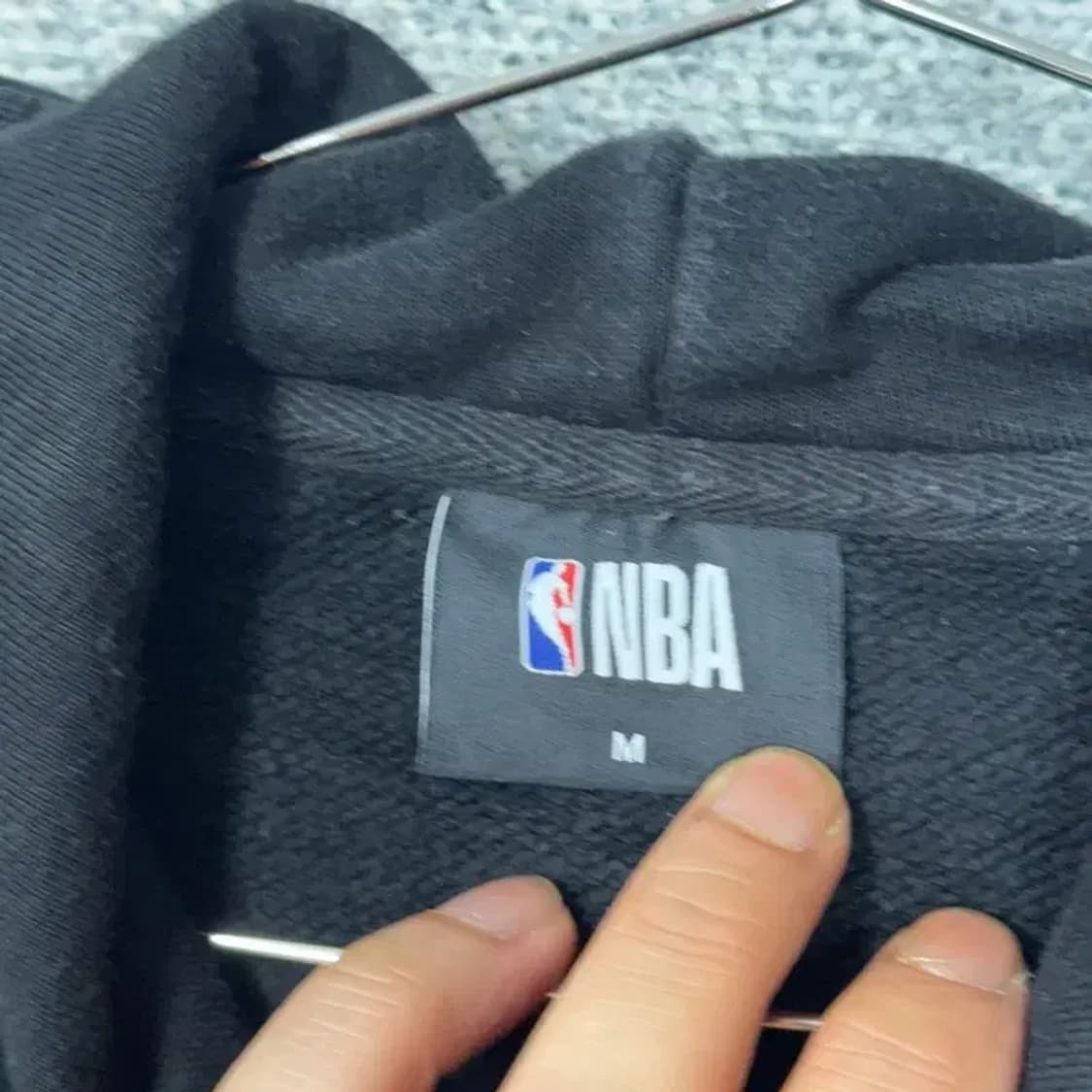 NBA 자수 로고 블랙 후드티 M 상품이미지3