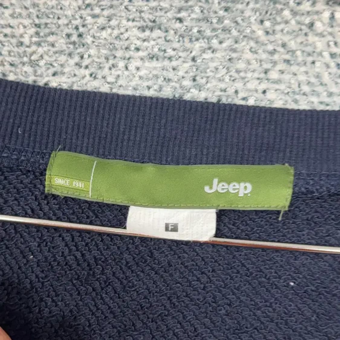 지프 프린팅 네이비 후드티 FREE 상품이미지3