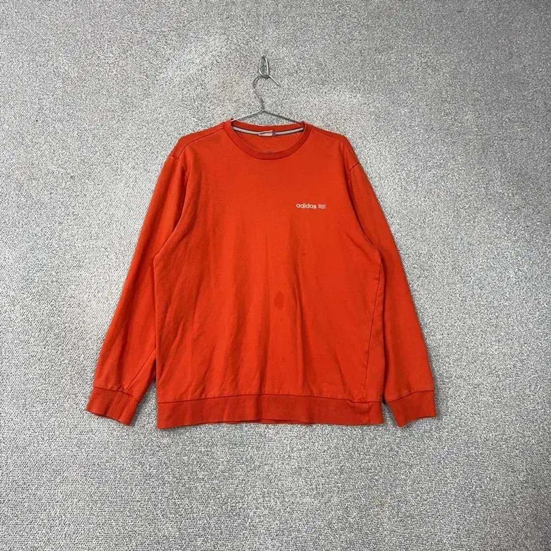 아디다스 오렌지 로고 오버핏 맨투맨 XXL 상품이미지1