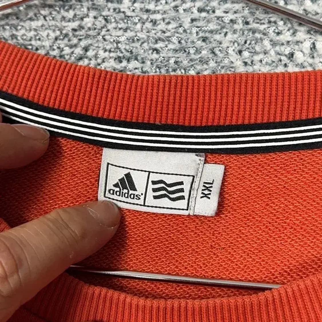 아디다스 오렌지 로고 오버핏 맨투맨 XXL 상품이미지3