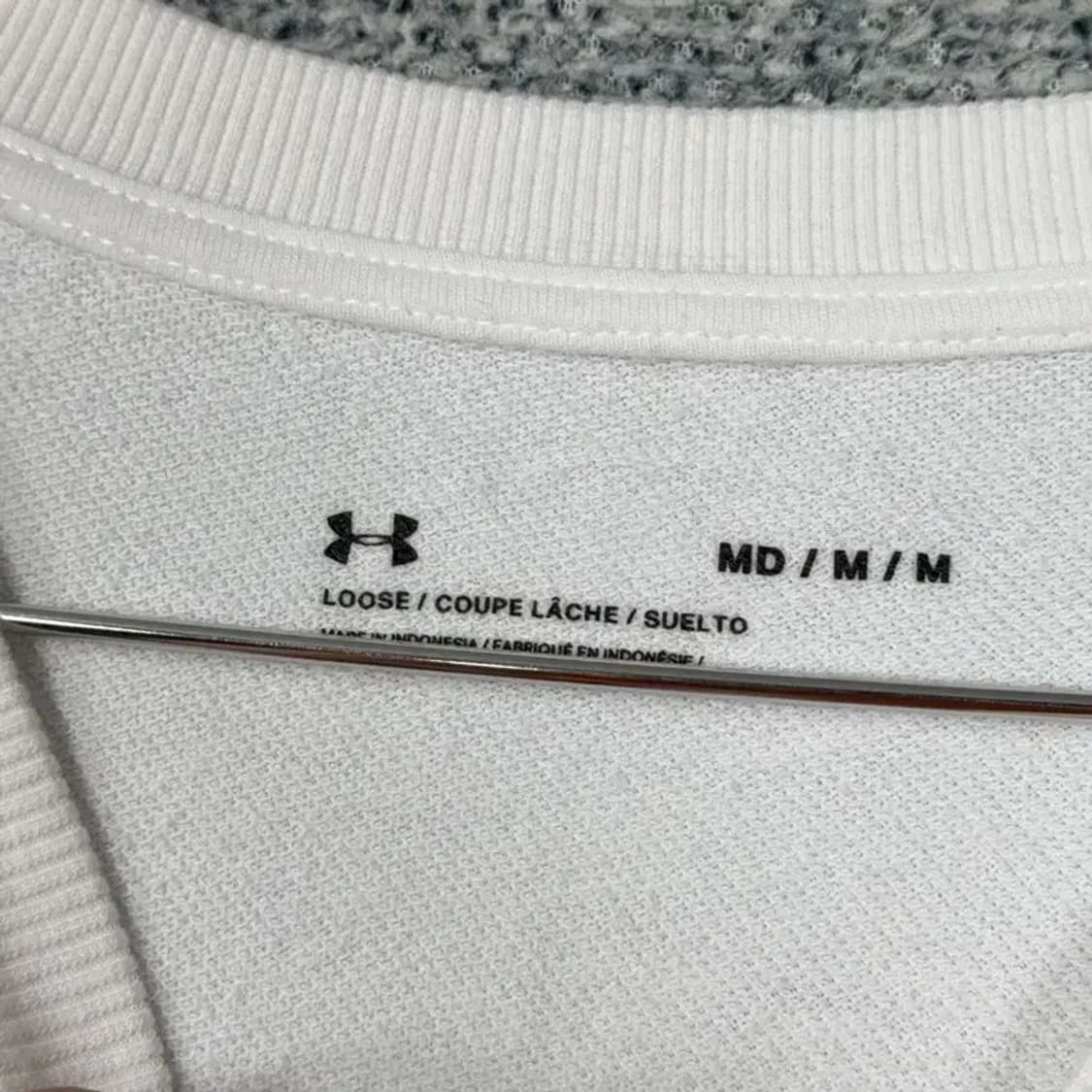 언더아머 프린팅 화이트 긴팔티 M 상품이미지3
