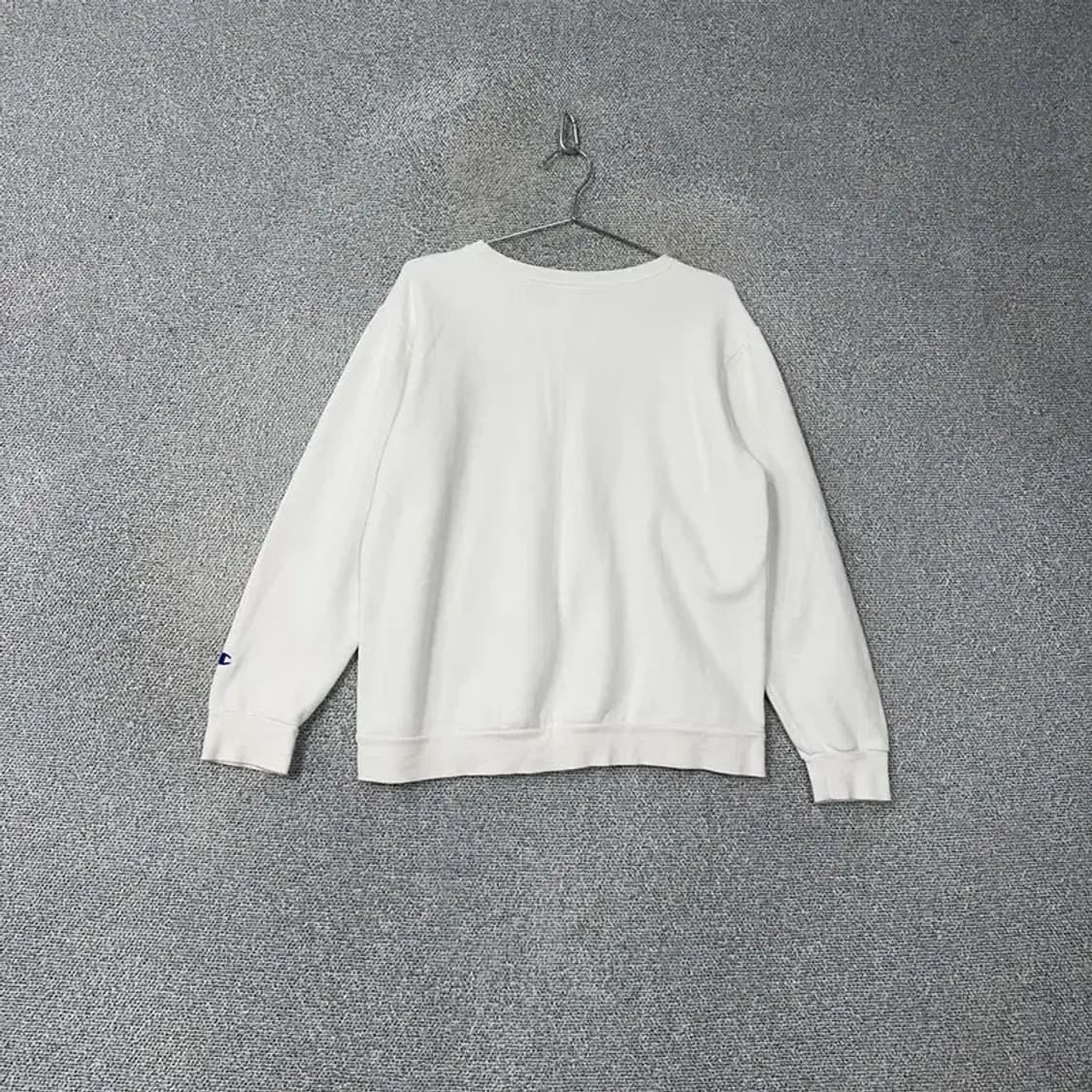 챔피온 프린팅 화이트 맨투맨 F 상품이미지2