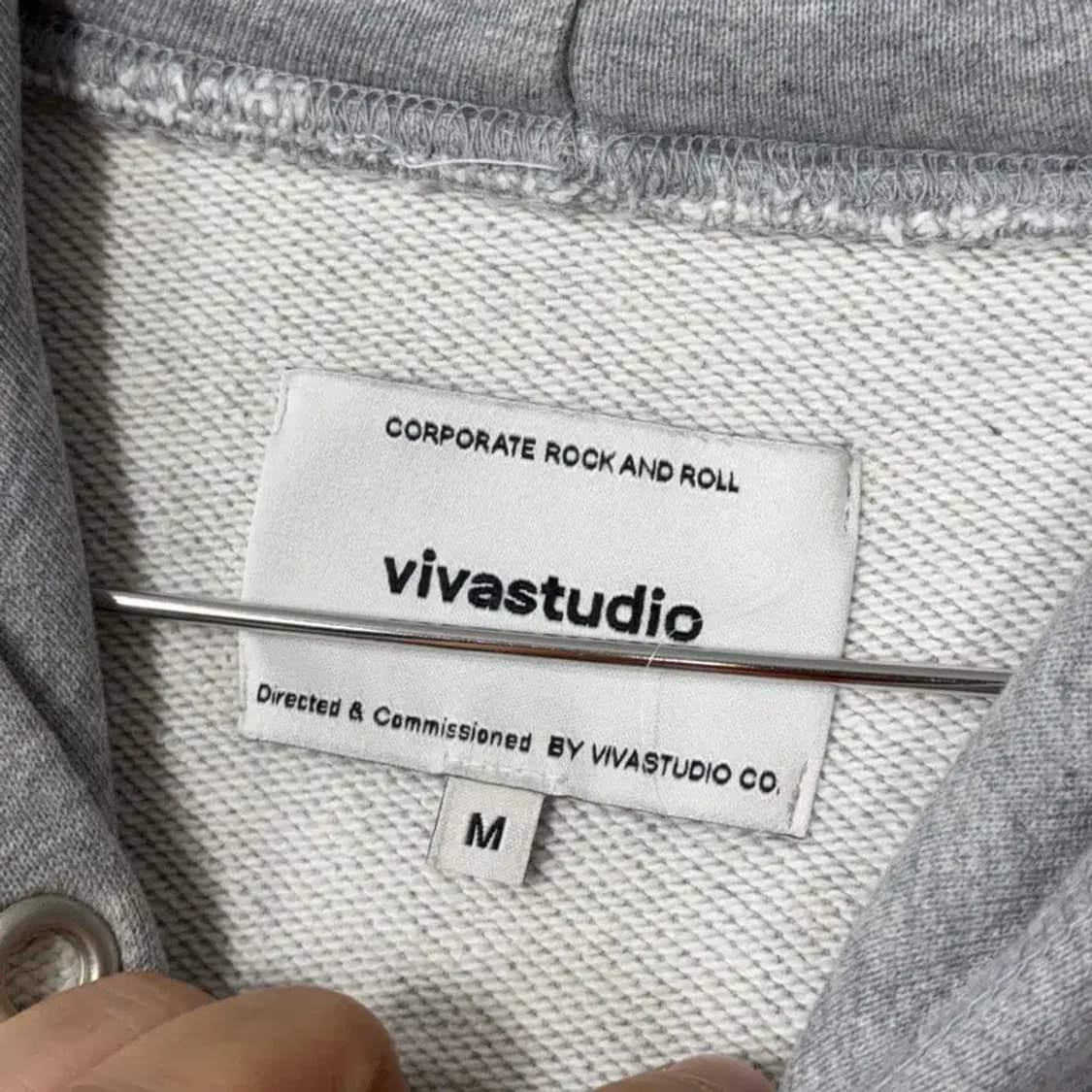 비바스튜디오 프린팅 로고 그레이 후드티 M 상품이미지3