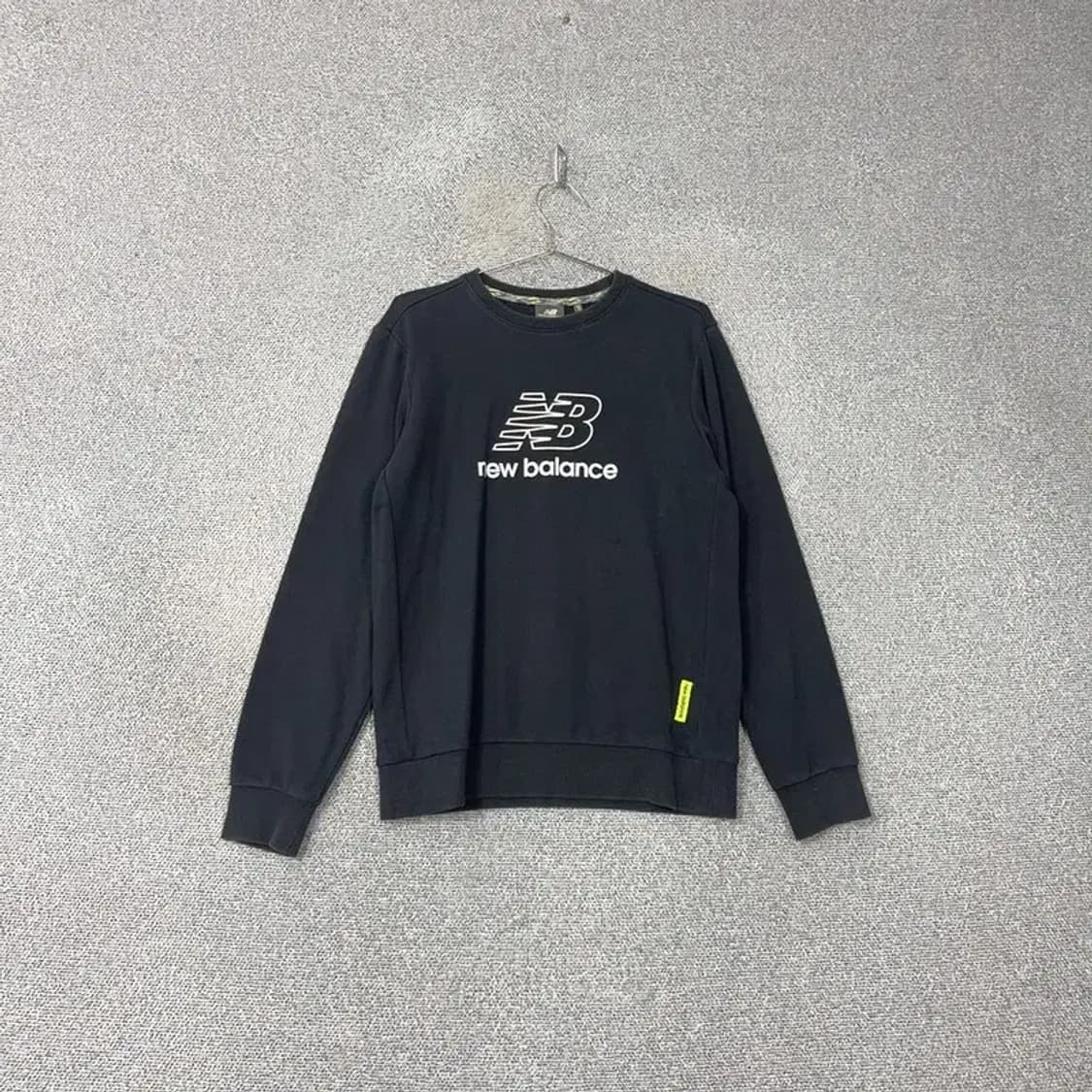 뉴발란스 프린팅 캐주얼 맨투맨 M 상품이미지1